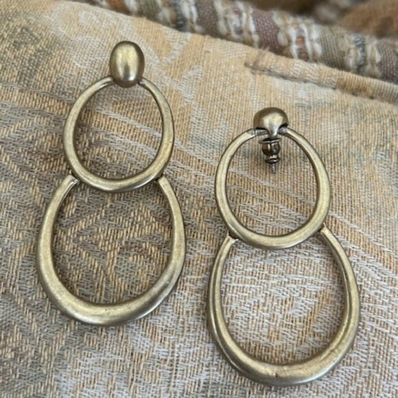 LAUREN RALPH LAUREN Antique Bronze Double Circle EARRINGS - Picture 6 of 9